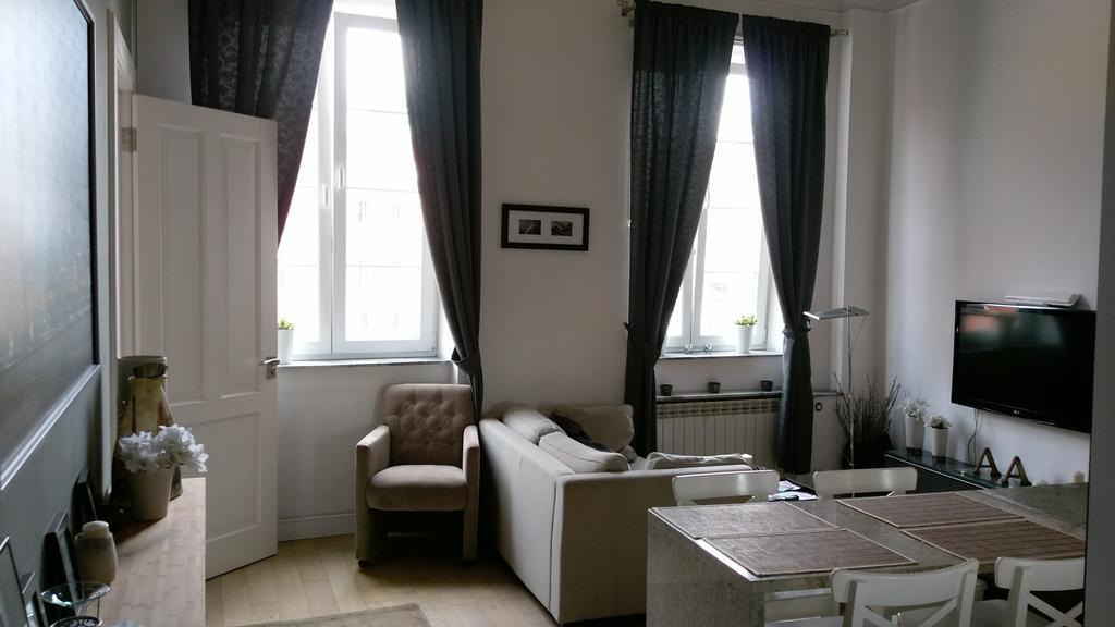 ורשה Zamkowy Apartment Old Town מראה חיצוני תמונה
