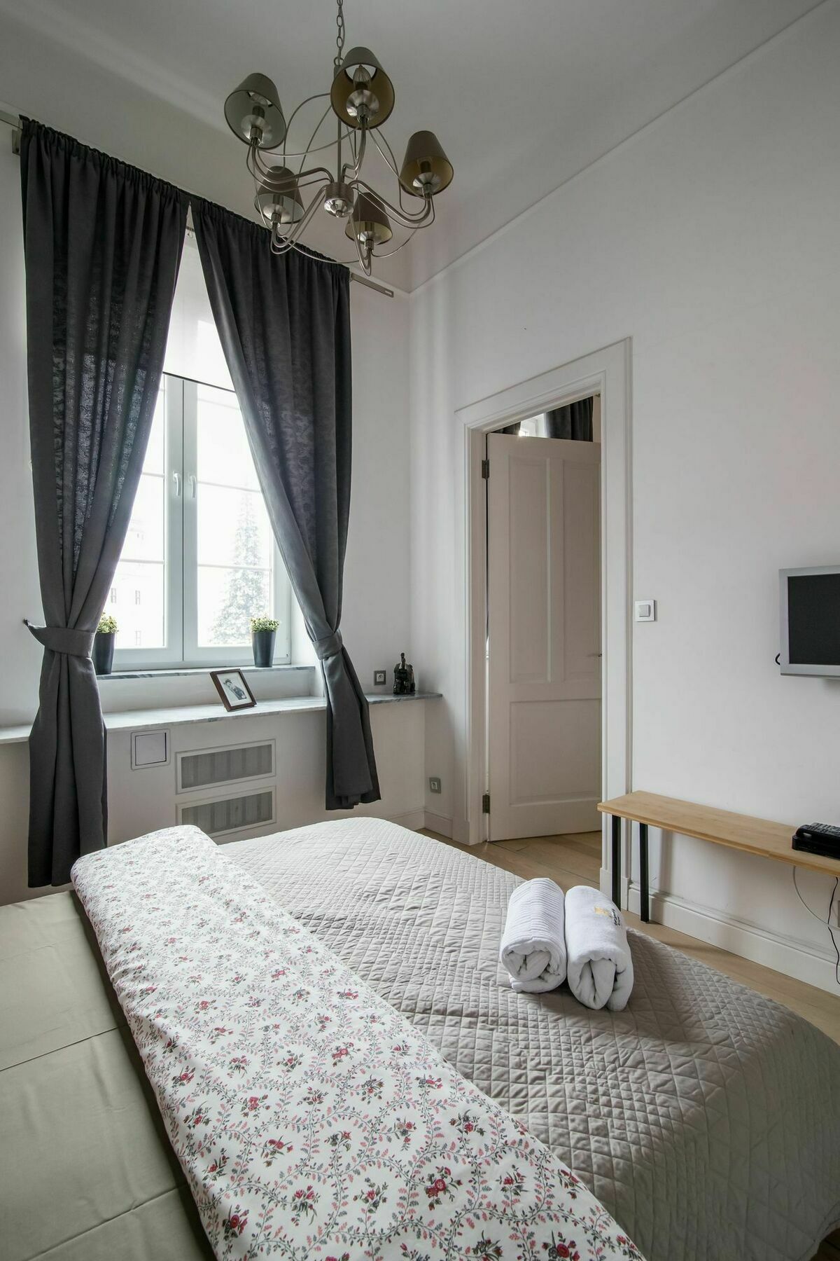 ורשה Zamkowy Apartment Old Town מראה חיצוני תמונה